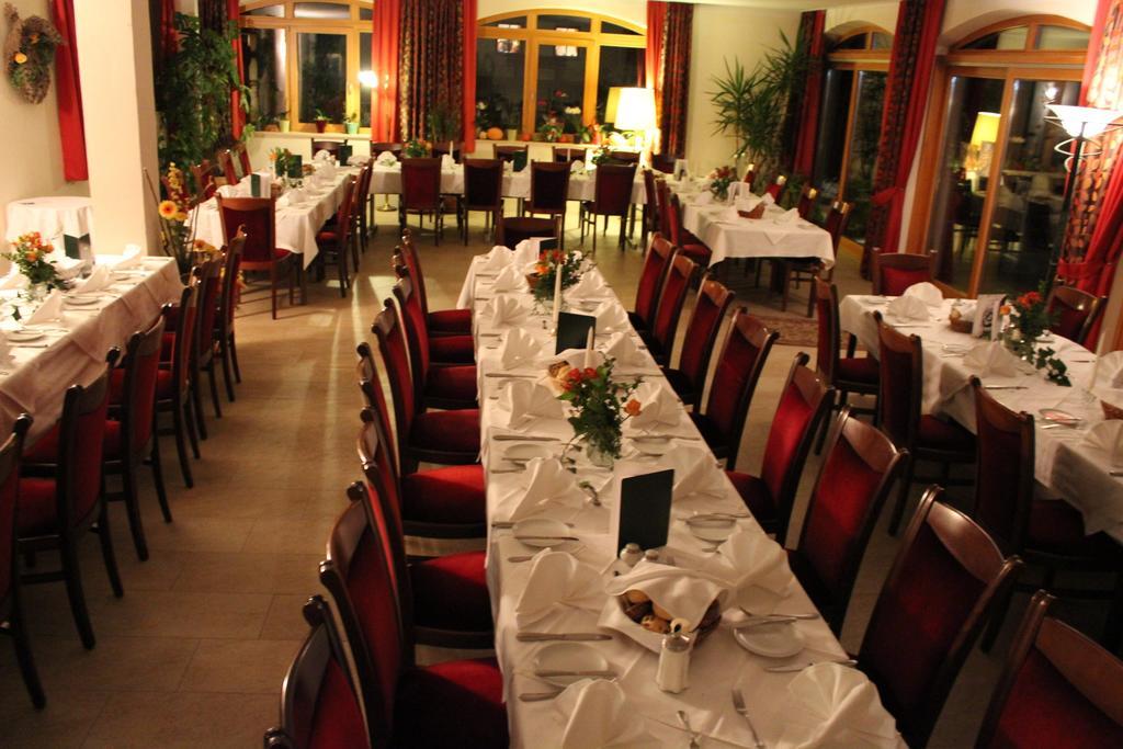 Landgasthaus & Hotel Kurfer Hof Bad Endorf Buitenkant foto