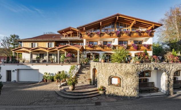 Landgasthaus & Hotel Kurfer Hof Bad Endorf Buitenkant foto
