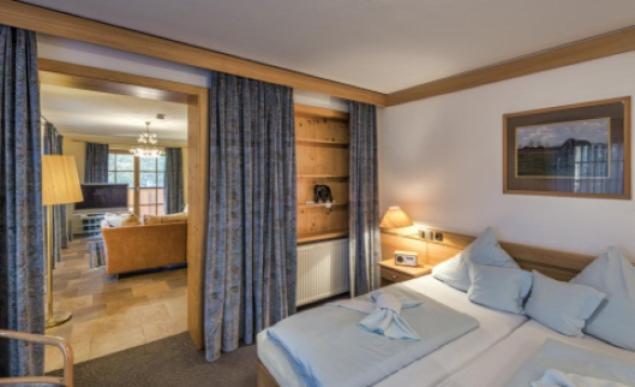 Landgasthaus & Hotel Kurfer Hof Bad Endorf Buitenkant foto
